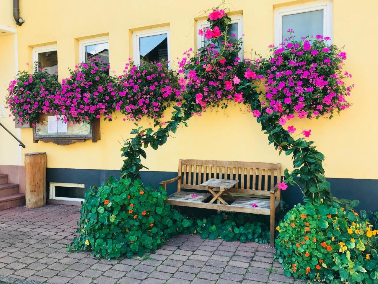 Hotel Zum Engel Mespelbrunn Εξωτερικό φωτογραφία